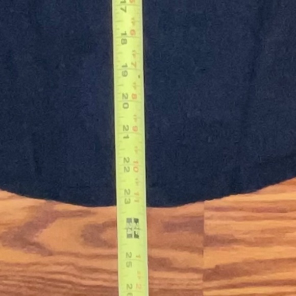 NWT Carmen by Carmen Marc Valvo Dolman Sleeve Pullover Stud Embelished Sweater - Picture 6 of 6